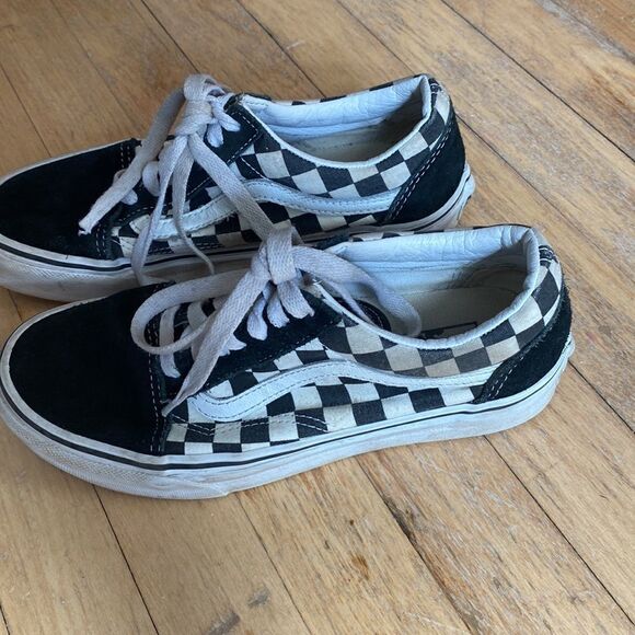 Vans lace up sneakers, size 4.5 youth / size 6 womens. - Picture 3 of 6